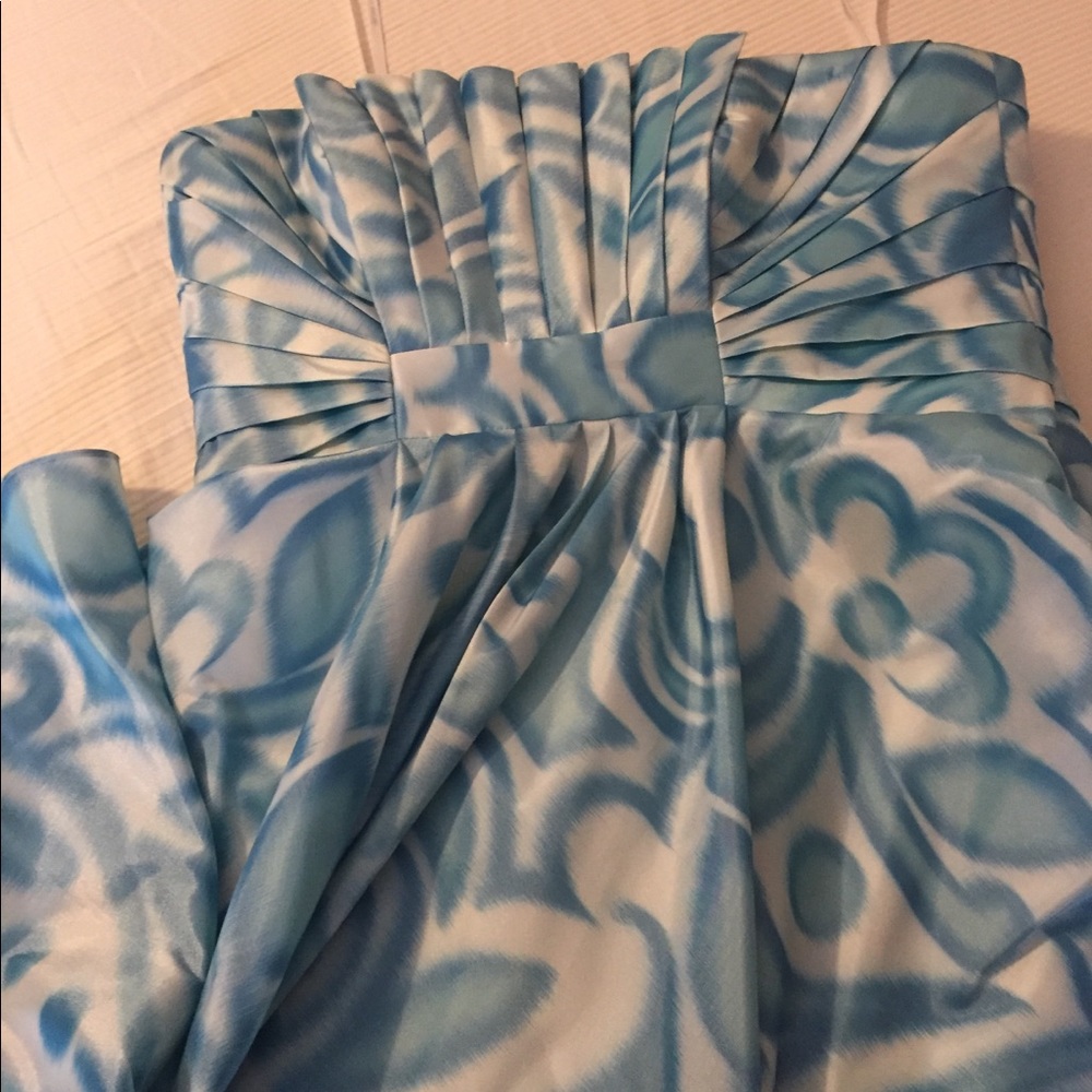 Beautiful vintage Badgley Mischka strapless dress